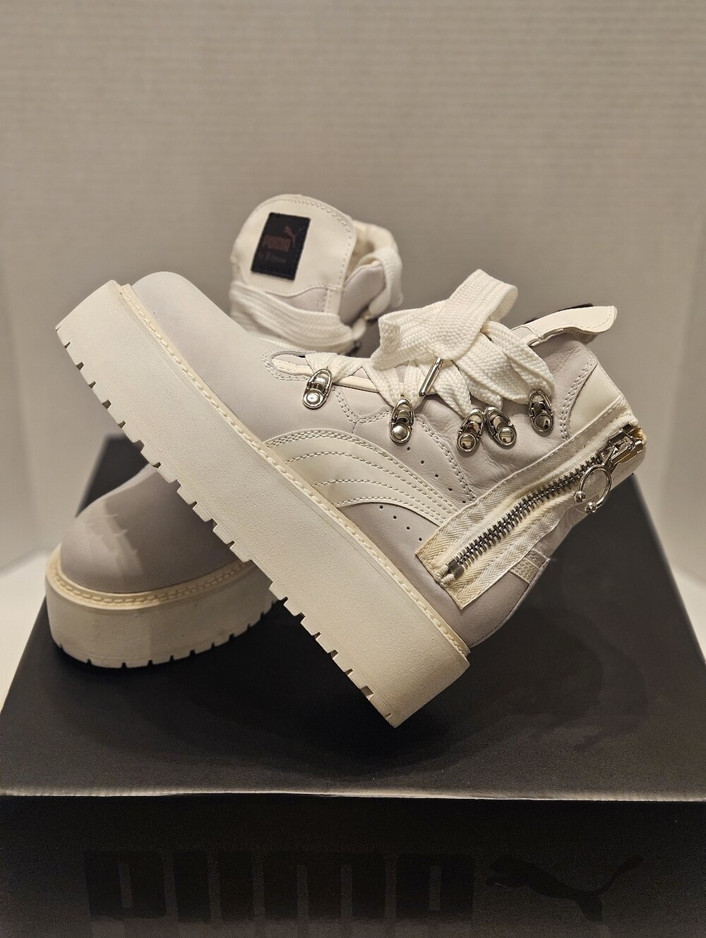 FENTY x PUMA By RIHANNA White Lace-up Unisex Sneaker Bootie NIB EU 37